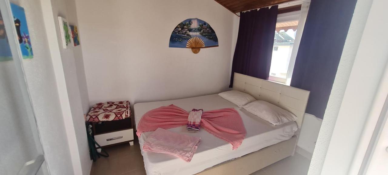Triblex Villa I Private Beach I Walking Distance To The Sea 300 Meters Side Exterior photo