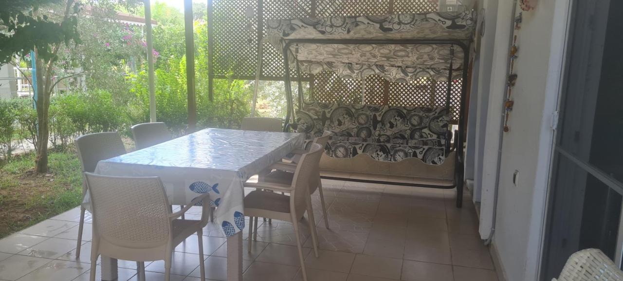 Triblex Villa I Private Beach I Walking Distance To The Sea 300 Meters Side Exterior photo